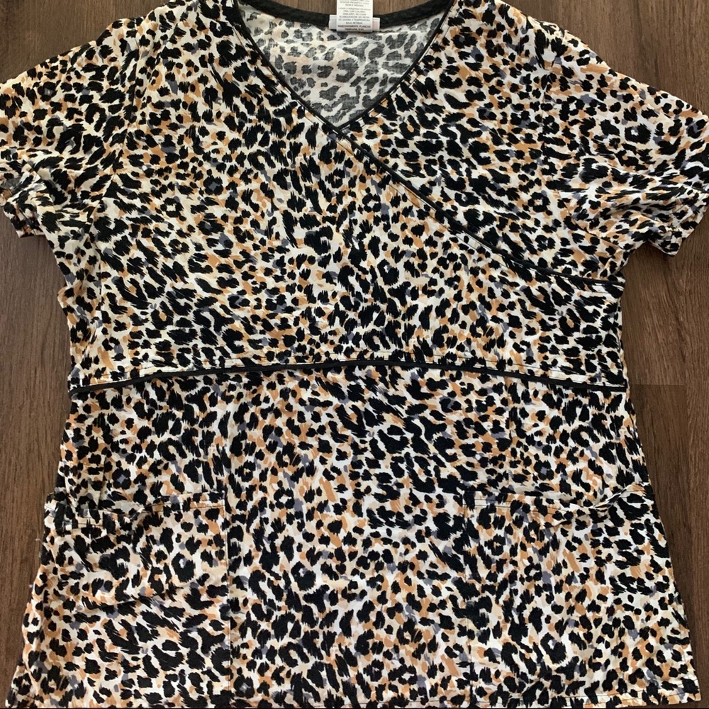 Scrubstar scrub top